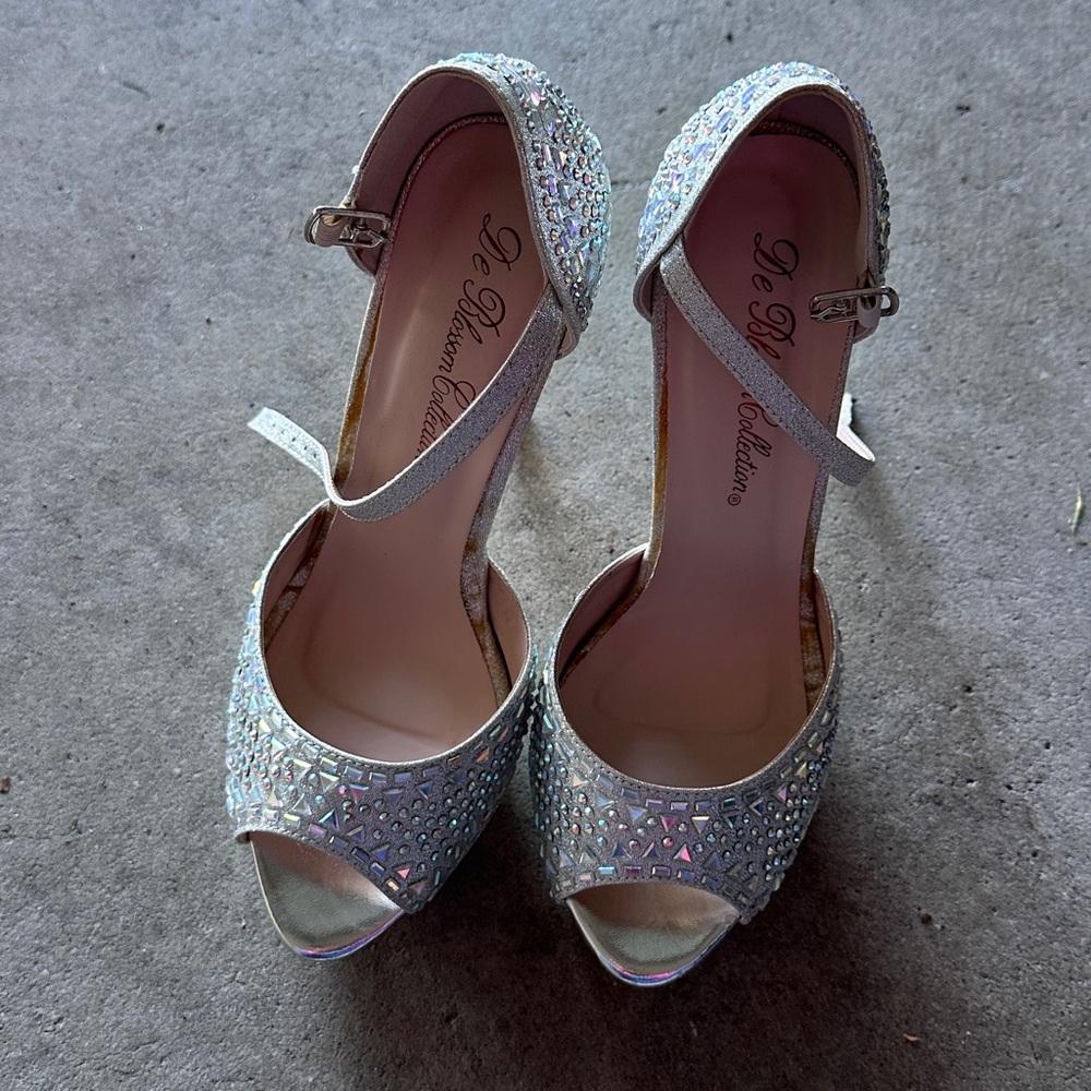 De Blossom Collection silver sparkly heels